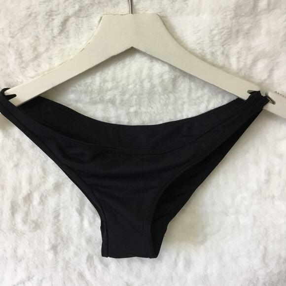 H&M Floral Bikini Bottom - Picture 11 of 16